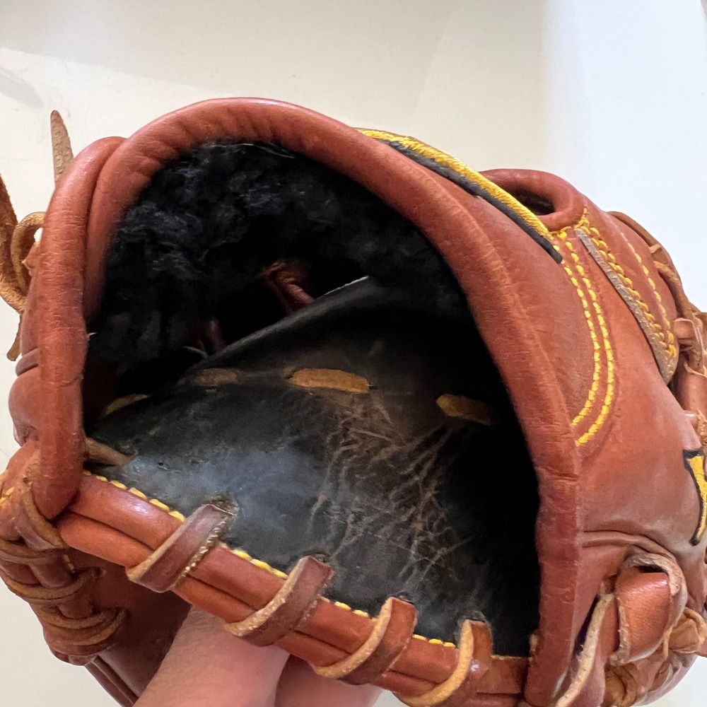 Mizuno Pro GMP 400 Baseball Glove Master Craftsman Northern European Kip Leather - Picture 8 of 16